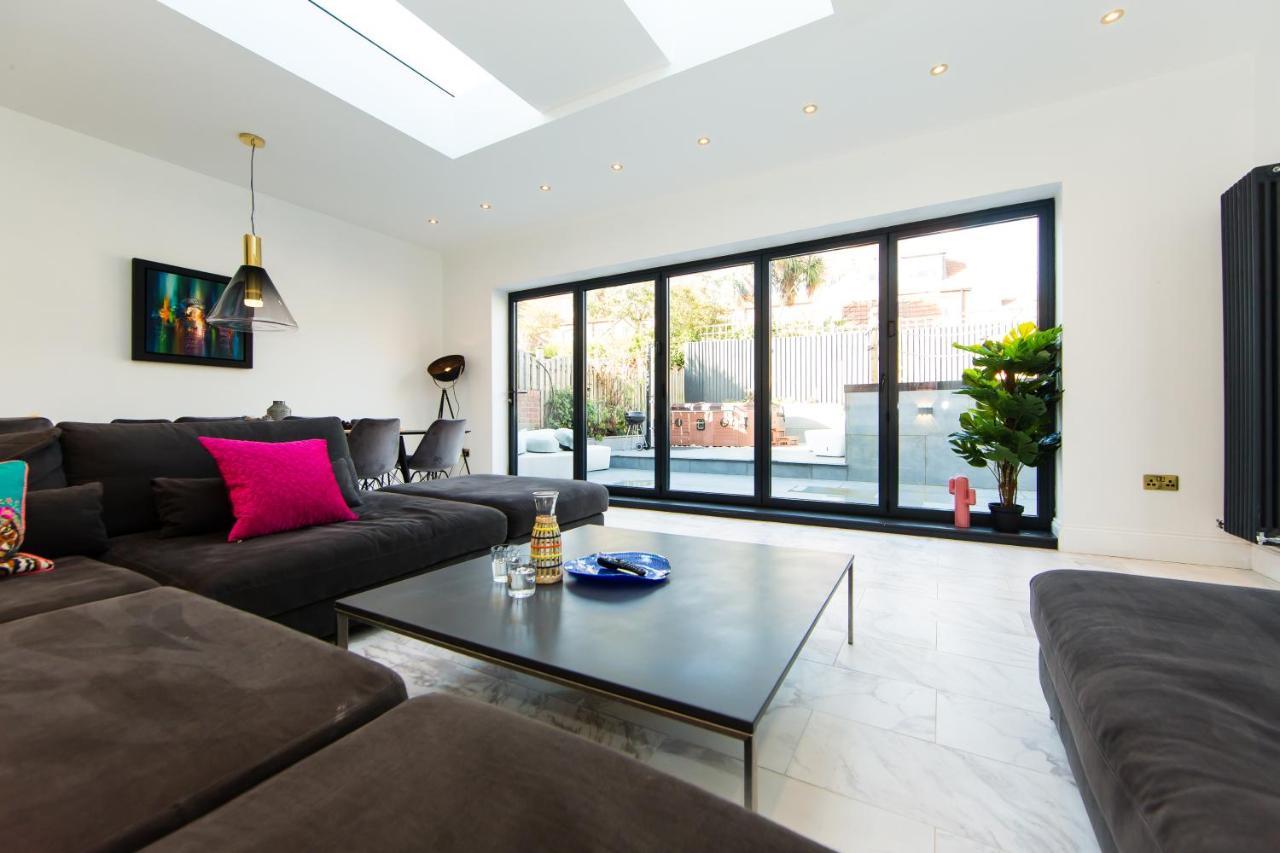 Rounton Villa By Maison Parfaite - Hot Tub - Sea Views - Parking Robin Hood's Bay Exterior foto